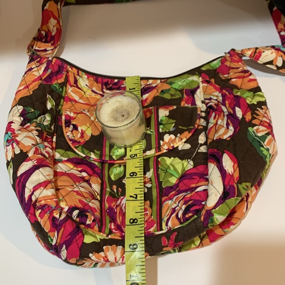 NEW -- Vera Bradley Floral Should Bag - Picture 12 of 12